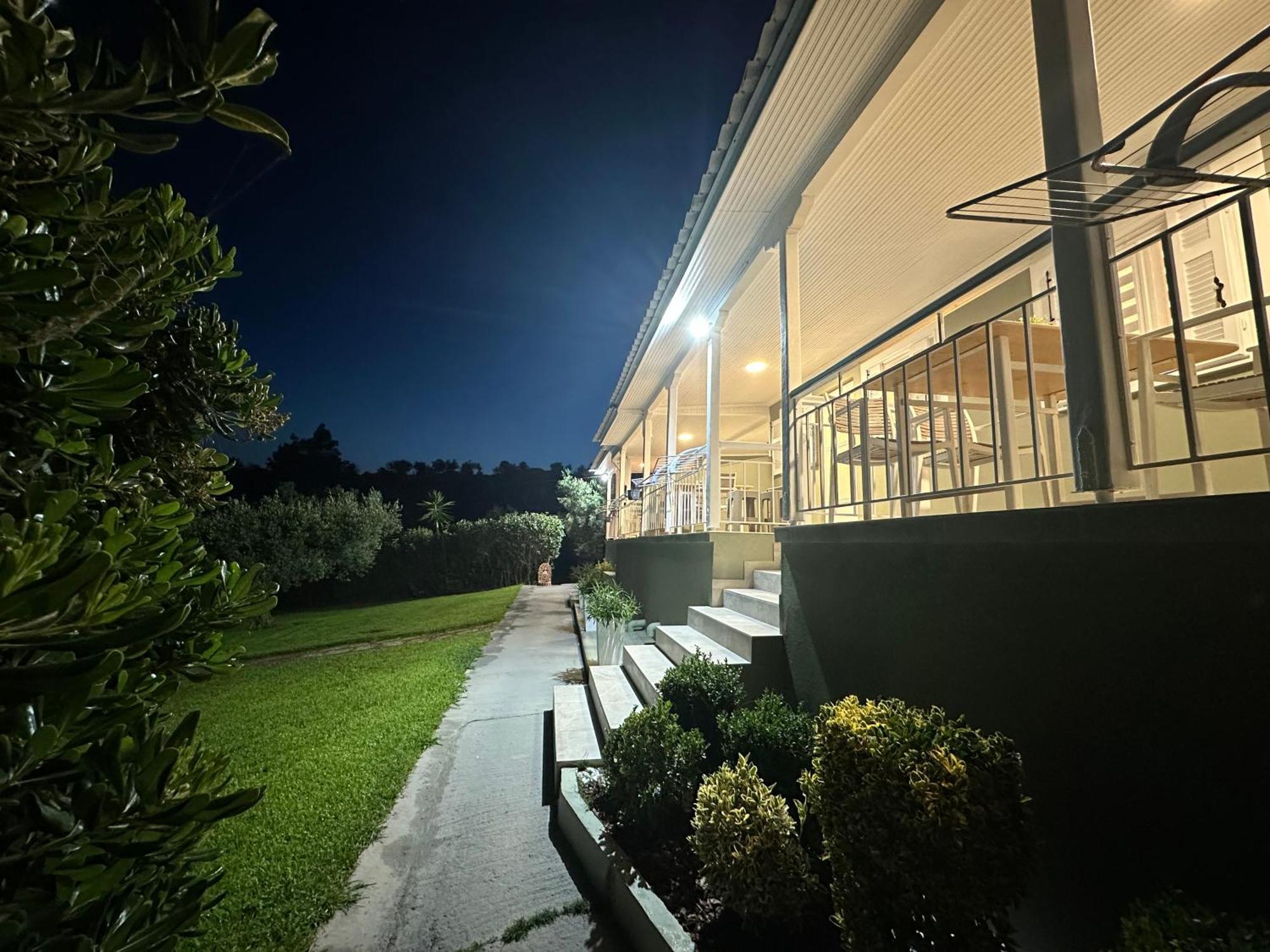 House Garli Apartment ซากูเดีย ภายนอก รูปภาพ